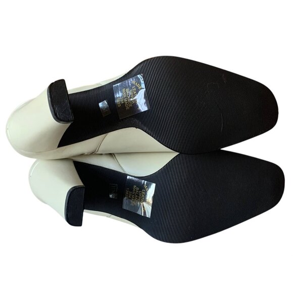 NEWPORT NEWS Solid Off-White Leather Square Toe Lined Ankle Boots NWOT 11M - Picture 7 of 9
